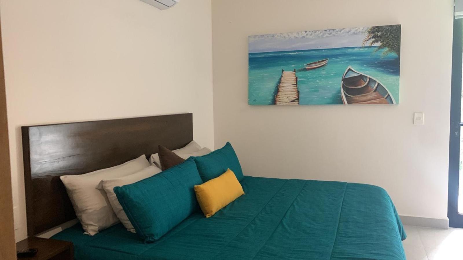 Condo 204 In Resort Community Grand Sirenis 아쿠말 외부 사진